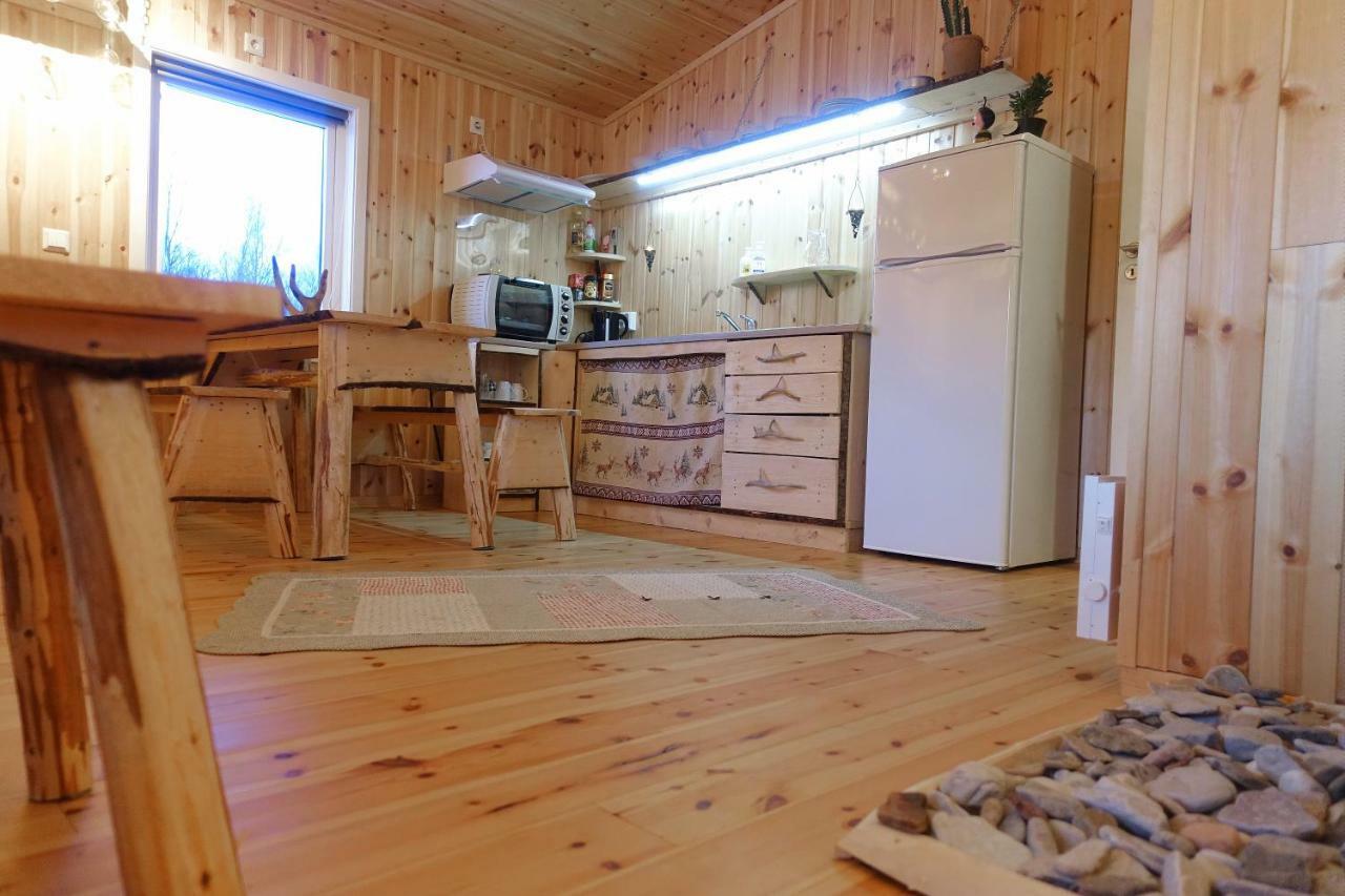Wild Caribou'S Wildwood Cabin Lakselv Exterior foto